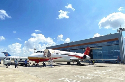 成都航空喜迎第22架ARJ21，國產(chǎn)飛機(jī)機(jī)隊(duì)再擴(kuò)容，商務(wù)服務(wù)持續(xù)升級